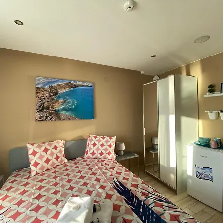 Paradiso 'в' 106 Private Cozy Appartement